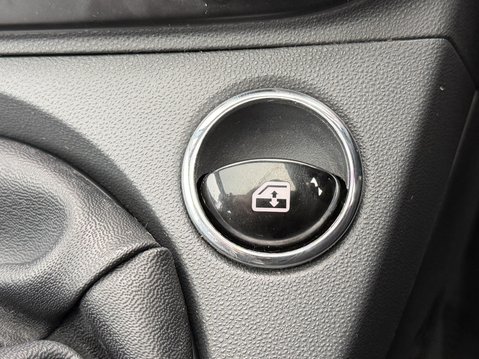 Fiat 500 1.2 Lounge 3dr 25