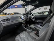Volkswagen Taigo 1.0 TSI R-Line SUV 5dr Petrol DSG Euro 6 (s/s) (110 ps) 6