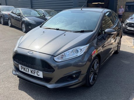 Ford Fiesta ST-LINE 5