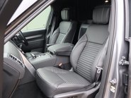 Land Rover Discovery DEMO MODEL COMMERCIAL DYNAMIC HSE WITH GENUINE REAR SEATS STYLED BY SEEKER  16