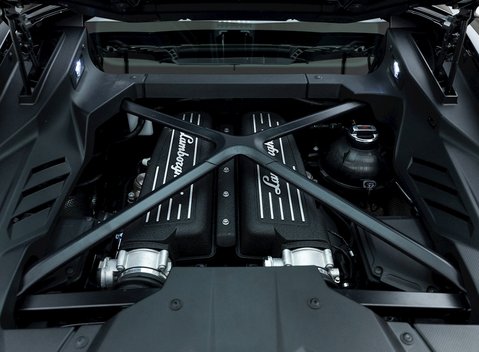 Lamborghini Huracan LP640-4 EVO 24