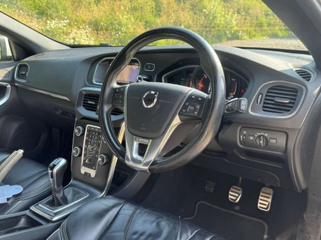 Volvo V40 2.0 V40 R-Design Pro D4 5dr 15
