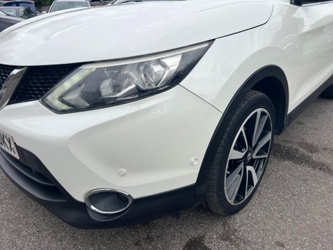 Nissan Qashqai 1.6 dCi Tekna XTRON 2WD Euro 5 (s/s) 5dr 10