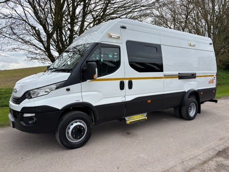 Iveco Daily 70C18V Welfare Unit - Tail Lift / Toilet / 7 Seats / Air Con