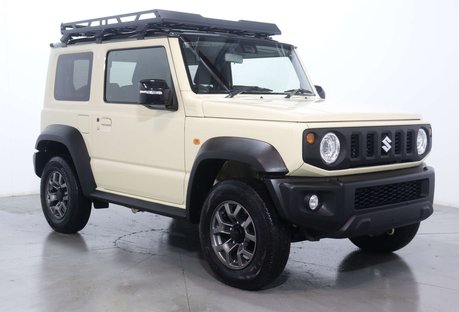 Suzuki Jimny SZ5 4X4