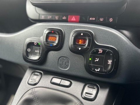 Fiat Panda RED MHEV 27