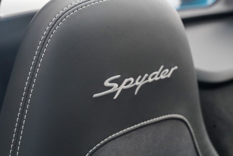 Porsche 718 SPYDER 17