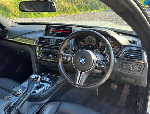 BMW M4 3.0 M4 Competition Edition Package Semi-Auto 2dr 19