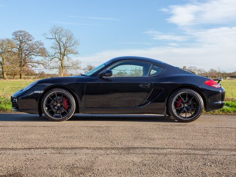 Porsche Cayman S BLACK EDITION PDK 7