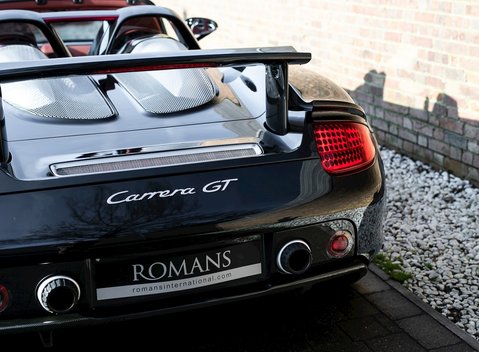 Porsche Carrera GT 25