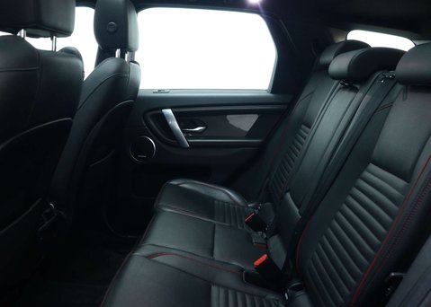 Land Rover Discovery Sport 2.0 Discovery Sport R-Dynamic HSE D Auto 4WD 5dr 54