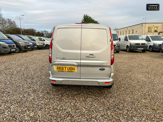 Ford Transit Connect AUTO SWB L1H1 Limited 200 Alloys Camera Sensors EURO 6 NO VAT 7