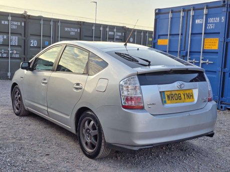 Toyota Prius 1.5 T4 Hatchback 5dr Petrol Hybrid CVT (104 g/km, 76 bhp) 4