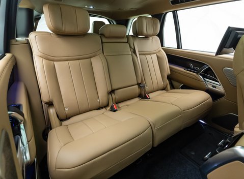 Land Rover Range Rover P400 Autobiography LWB 13