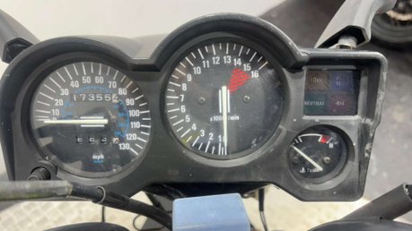 Kawasaki Ninja 250 R 1997 NON RUNNING CLASSIC PROJECT BIKE SPARES OR REPAIR 250CC 31