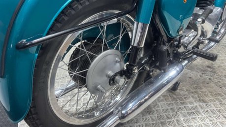 BSA A7 500 SHOOTING STAR 1958 RESTORED CLASSIC COLLECTORS PIECE 22