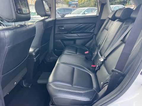 Mitsubishi Outlander 2.0h 12kWh GX4hs CVT 4WD Euro 6 (s/s) 5dr 33