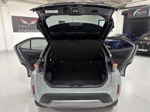Toyota Yaris Cross PREMIERE EDITION 23