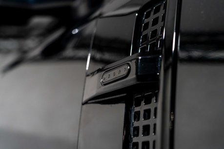 Land Rover Defender 90 V8. NOW SOLD. SIMILAR REQUIRED. PLEASE CALL 01903 254800. 13