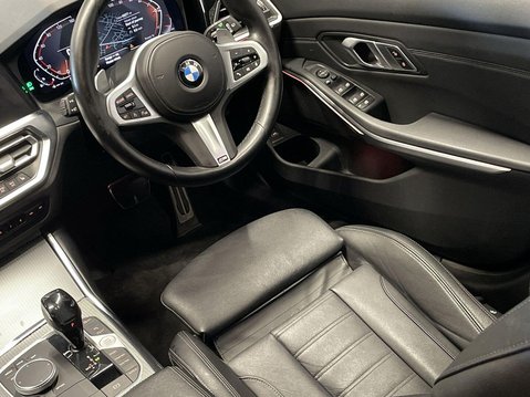 BMW 3 Series 2.0 320i M Sport Touring 5dr Petrol Auto Euro 6 (s/s) (184 ps) 15