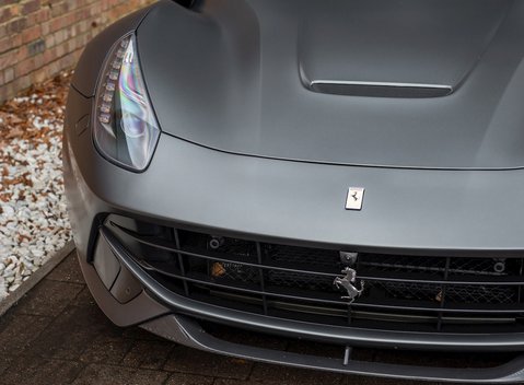 Ferrari F12 Berlinetta 22