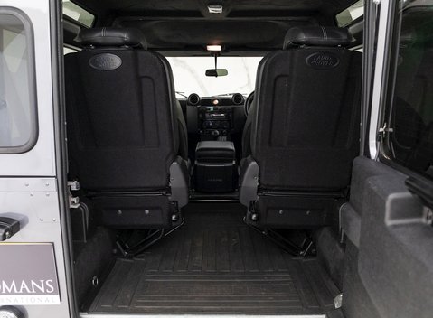 Land Rover Defender 90 Landmark 24