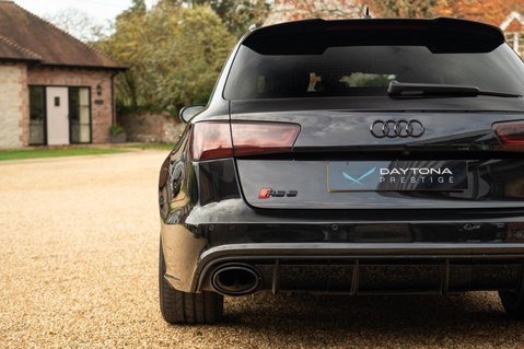 Audi RS6 4.0 TFSI V8 Performance Tiptronic quattro Euro 6 (s/s) 5dr 22