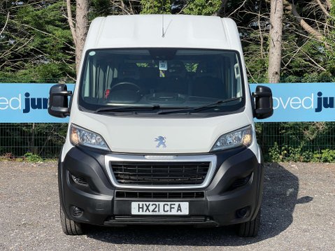 Peugeot Boxer 2.2 Boxer 440 17-SEAT Minibus Lite NON-D1 with Full width Ramp. E6 7