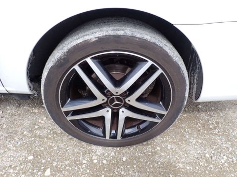 Mercedes-Benz V Class 2.2 V220d BlueTEC MPV 5dr Diesel G-Tronic+ Euro 6 (s/s) 7 Seat (163 ps) 22
