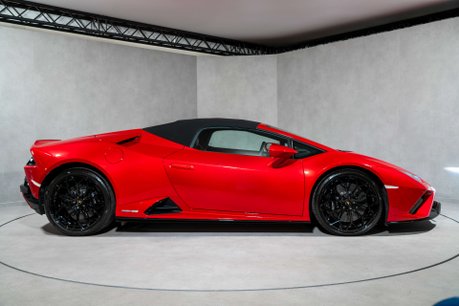 Lamborghini Huracan LP 640-2 EVO SPYDER. NOW SOLD. SIMILAR REQUIRED. PLEASE CALL 01903 254800. 8