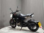 Husqvarna Svartpilen 125 2022 ONLY 6K MODERN CLASSIC FEEL 15BHP MOT OCTOBER 2027 5