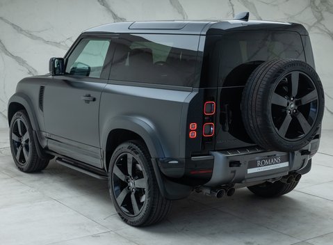 Land Rover Defender 90 V8 CARPATHIAN EDITION 12