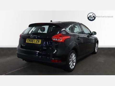 Ford Focus 1.0T EcoBoost Titanium Euro 6 (s/s) 5dr 3
