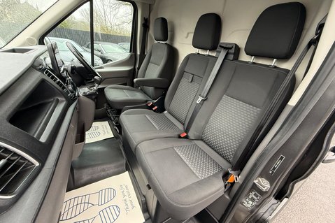Ford Transit 350 LIMITED ECOBLUE - RARE SPEC VAN - L3H2 - CRUISE -CAMERA - LWB MID ROOF 3