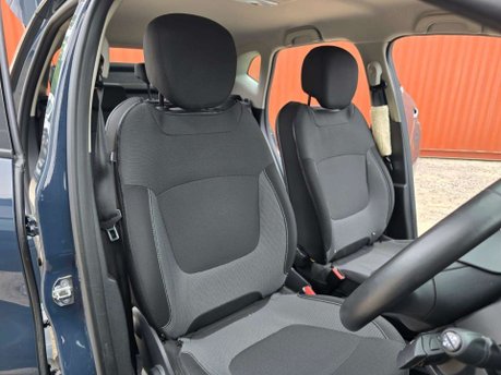 Renault Captur 1.5 dCi ENERGY Dynamique Nav Auto Euro 6 (s/s) 5dr 24
