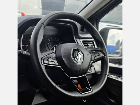 Renault Trafic SL28 BUSINESS 2.0 DCI 130ps EU6 SWB 11