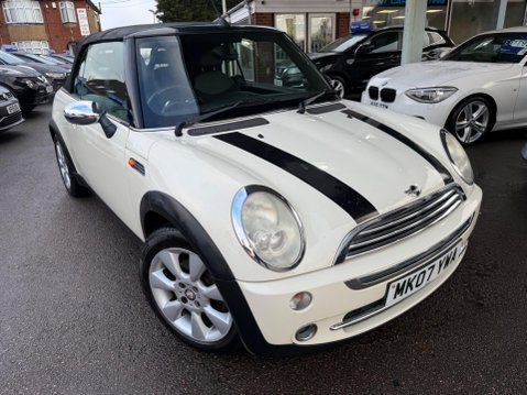 Mini Convertible 1.6 Cooper Euro 3 2dr 7
