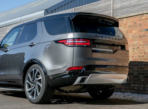 Land Rover Discovery Td6 HSE Luxury 25