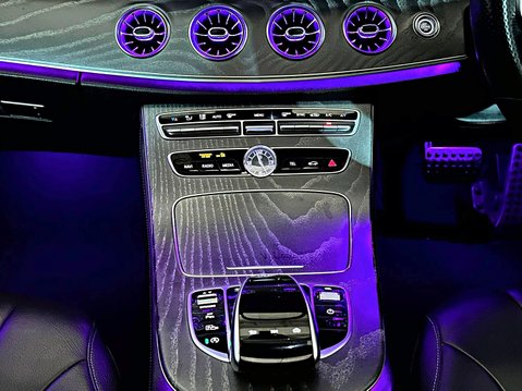 Mercedes-Benz CLS CLS 350 D 4MATIC AMG LINE PREMIUM PLUS 18