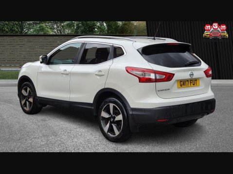 Nissan Qashqai N-CONNECTA DIG-T 6