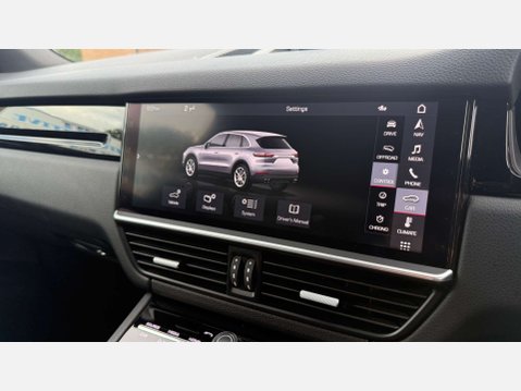 Porsche Cayenne 3.0 Cayenne V6 E-Hybrid Auto 4WD 5dr 27