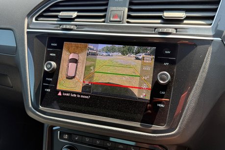 Volkswagen Tiguan R-LINE TECH TSI 4MOTION DSG 53