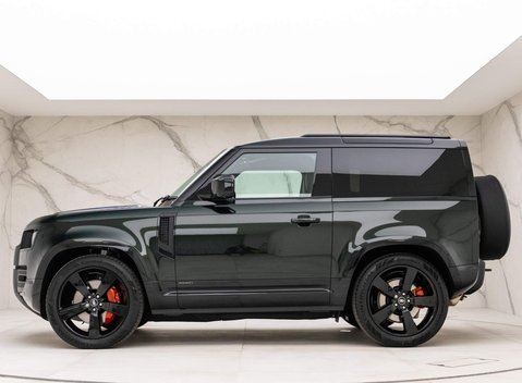 Land Rover Defender 3.0 D300 MHEV X Auto 4WD Euro 6 (s/s) 3dr 3