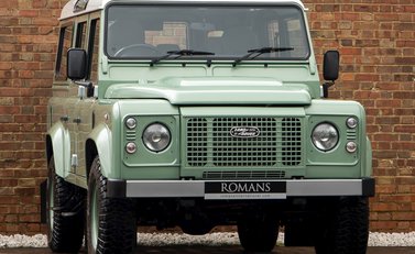 Land Rover Defender 110 Heritage Station Wagon 1