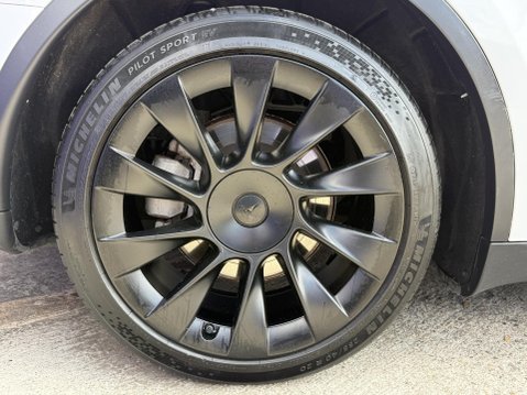 Tesla Model Y (Dual Motor) Long Range SUV 5dr Electric Auto 4WDE (384 bhp) 15