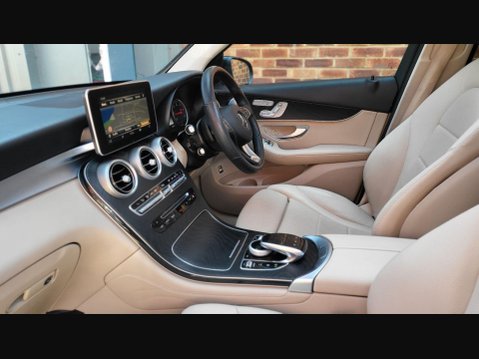 Mercedes-Benz GLC GLC 220 D 4MATIC SPORT PREMIUM PLUS 6