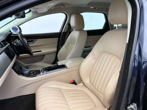 Jaguar XF 2.0 XF Portfolio D AWD Auto 4WD 5dr 73