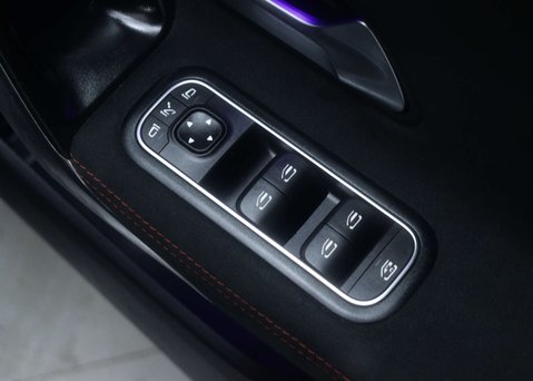 Mercedes-Benz CLA Class 1.3 CLA 180 AMG Line Premium Plus Night Edition A 5dr 44