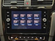 Volkswagen Golf 2.0 TSI R Hatchback 3dr Petrol DSG 4Motion Euro 6 (s/s) (310 ps) 44