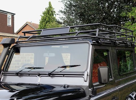 Land Rover 90 Adventure 6